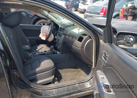 2011 Ford Fusion Se z USA, uszkodzony, nr VIN 3FAHP0HA8BR229076